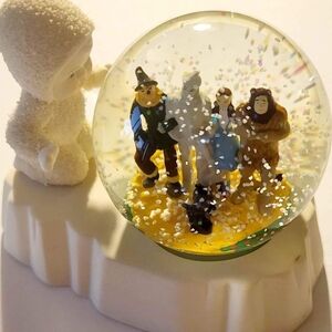 SNOW BABIES COLLECTABLE Wizard of Oz Snow Globe with Characters